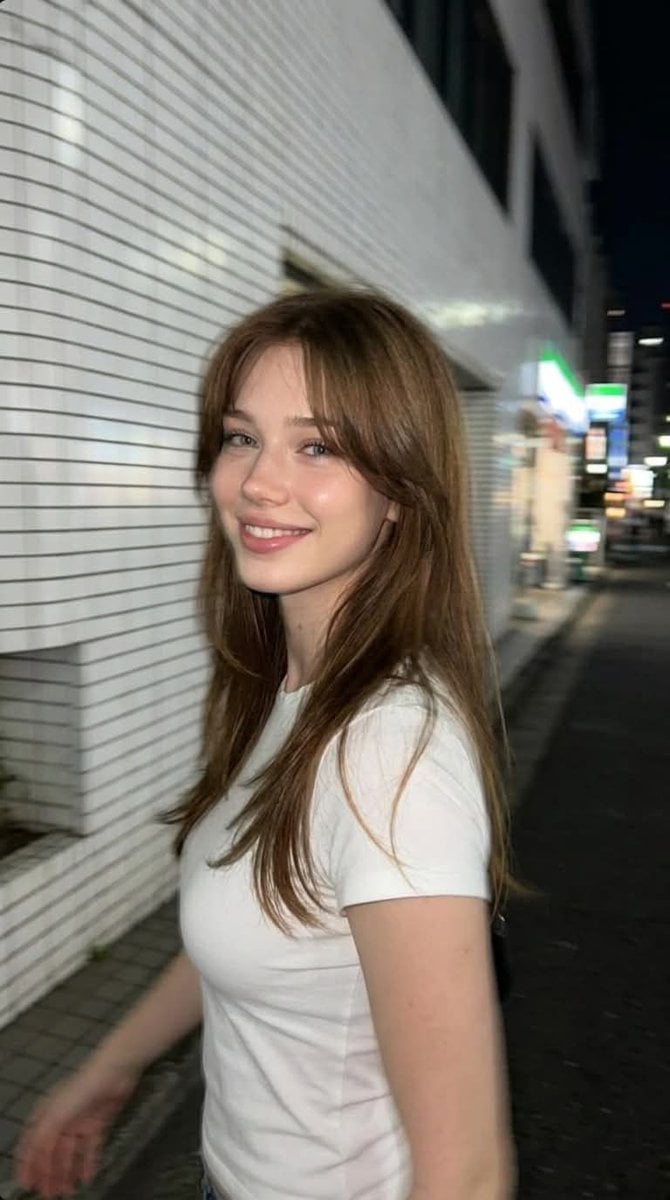 Candid Tokyo Night Snapshot